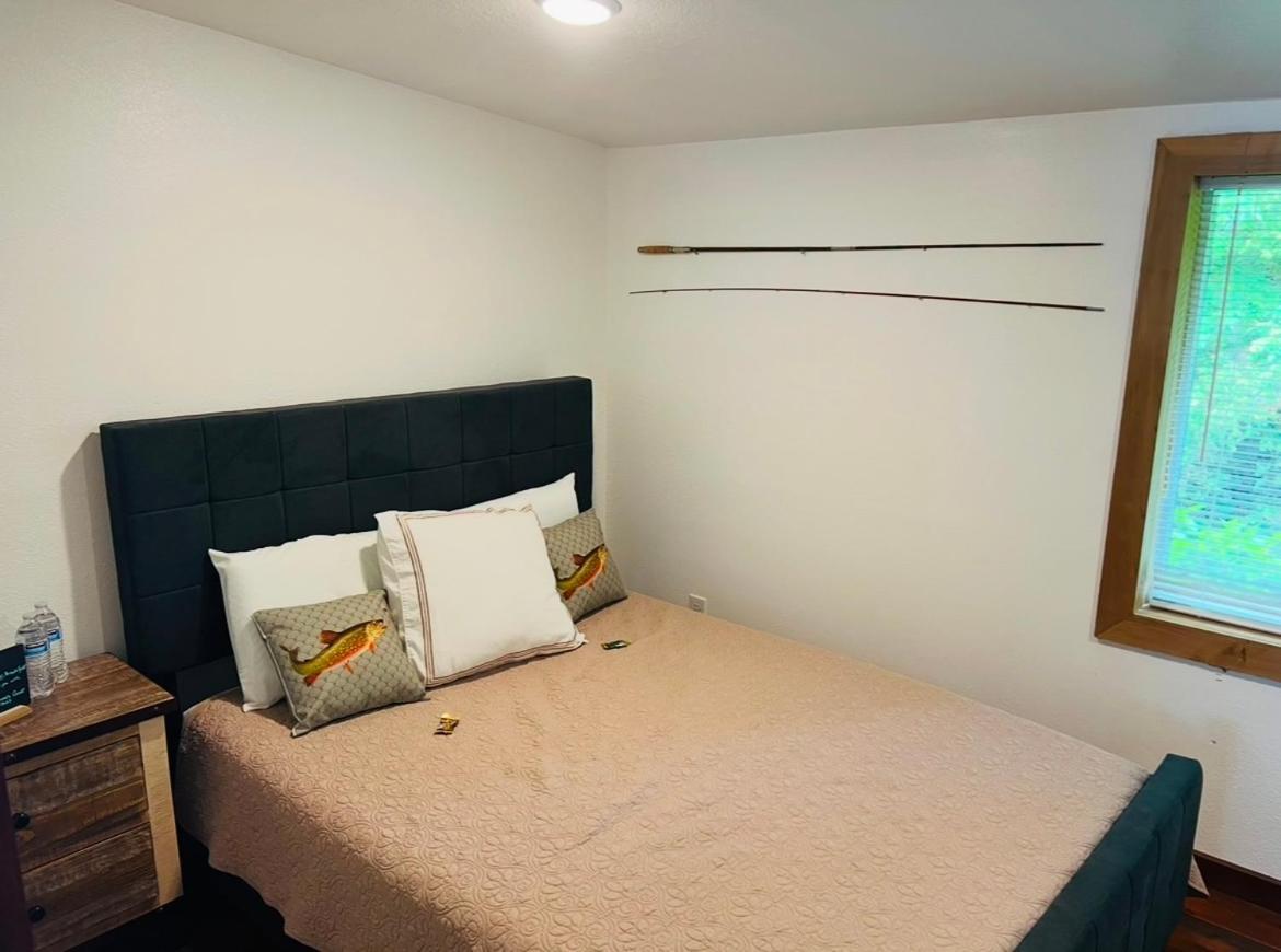 Boardwalk Lodge Thorne Bay Экстерьер фото