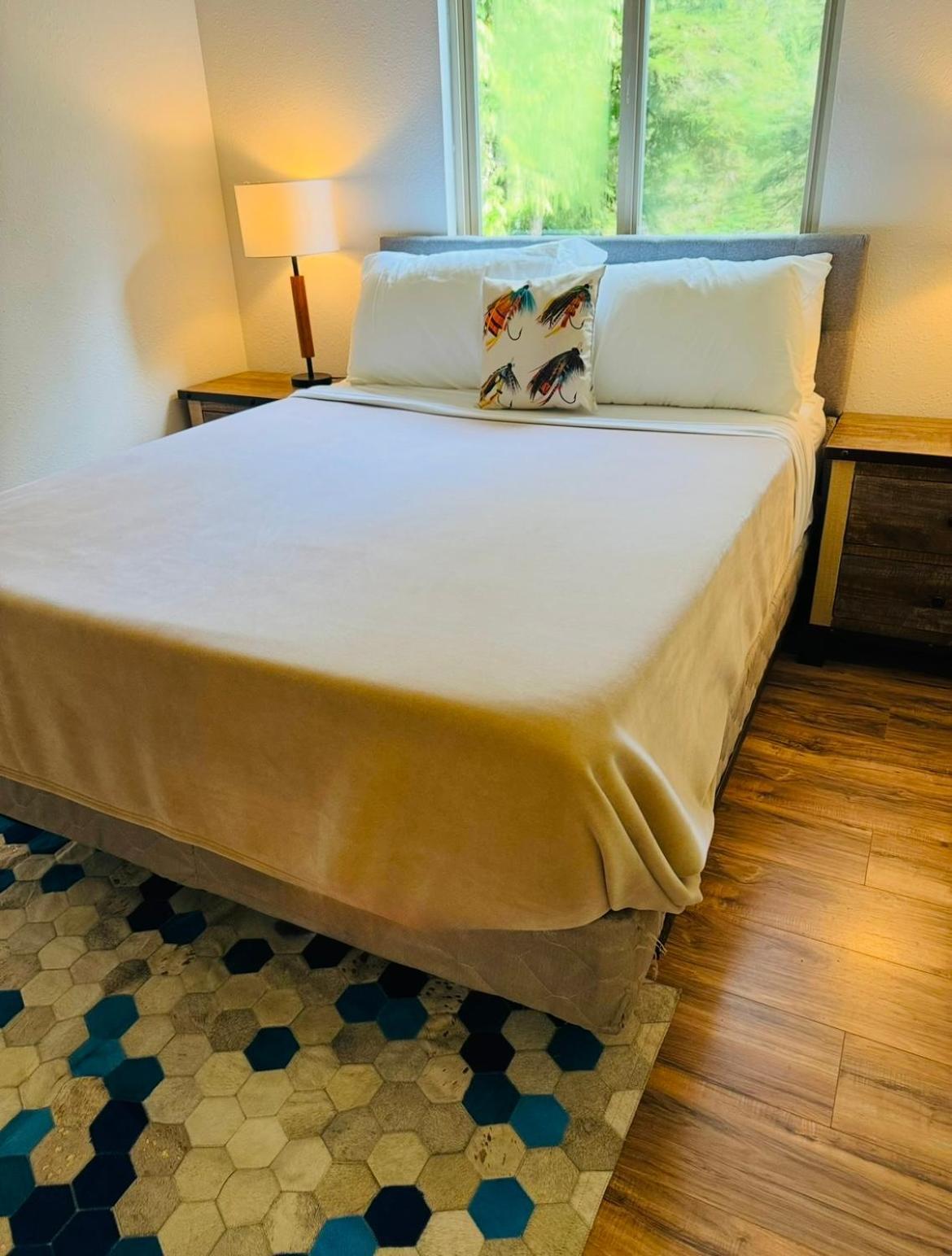Boardwalk Lodge Thorne Bay Экстерьер фото